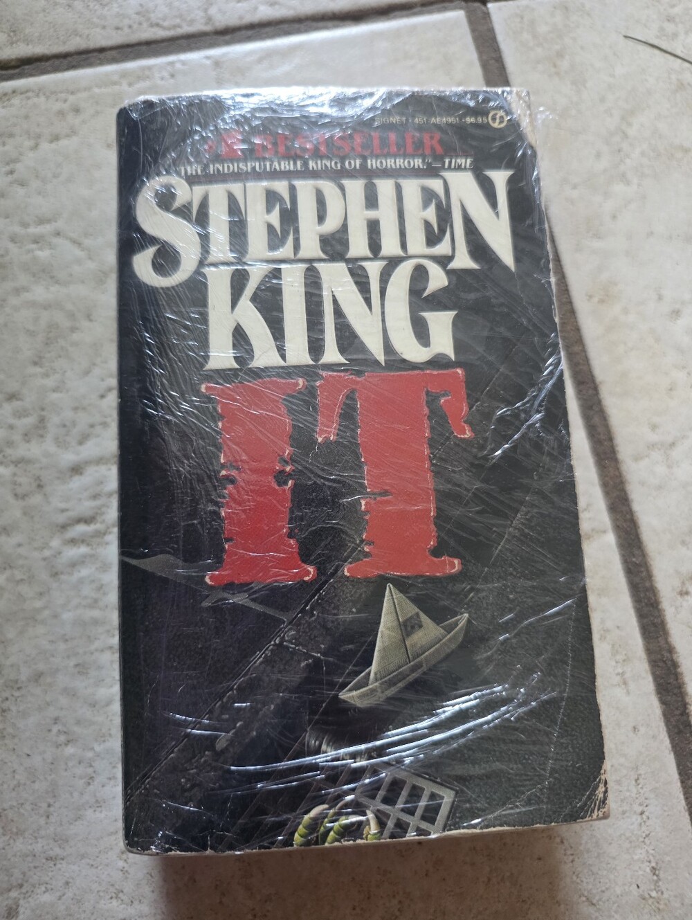 Stephen King "It" Classic Horror Book